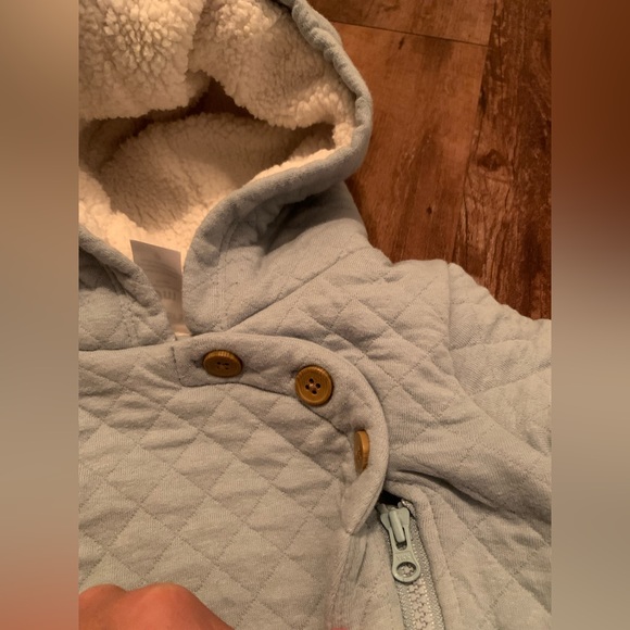 Carter’s 9 months Blue quilted zip-up snow suit/winter outerwear - Picture 7 of 8
